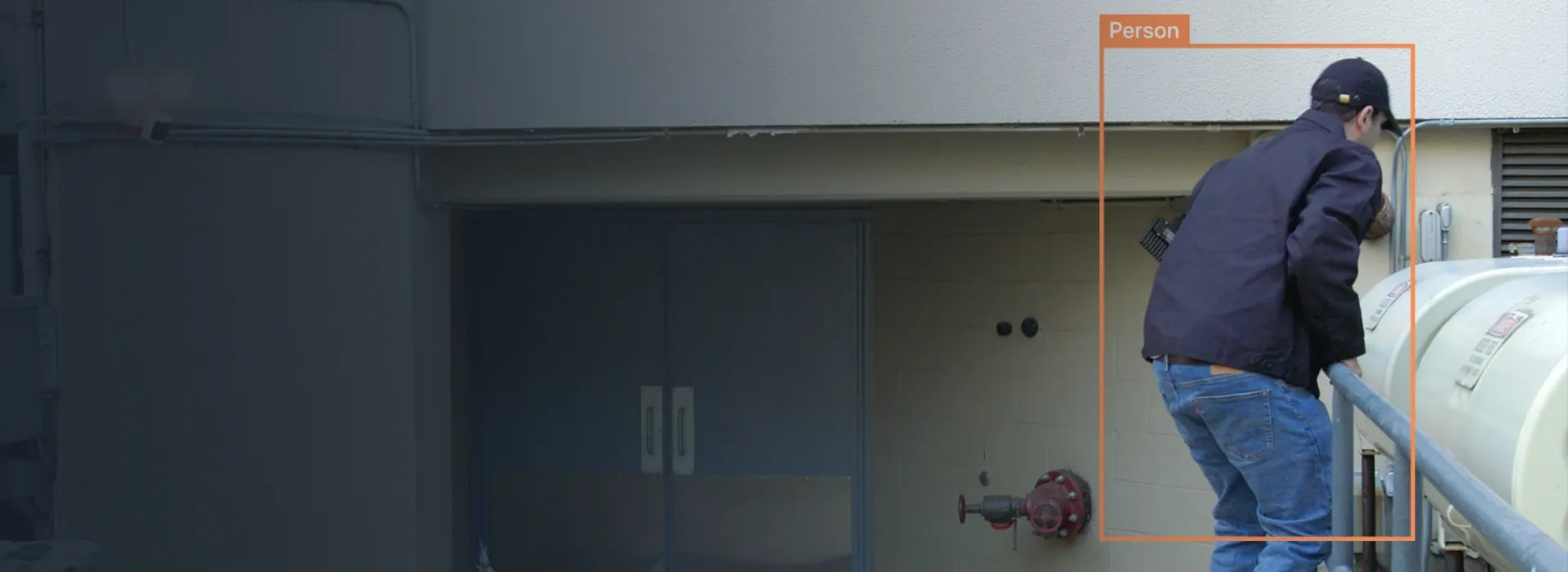 Guardian Proactive Video Surveillance detecting a non authorized person at a business location