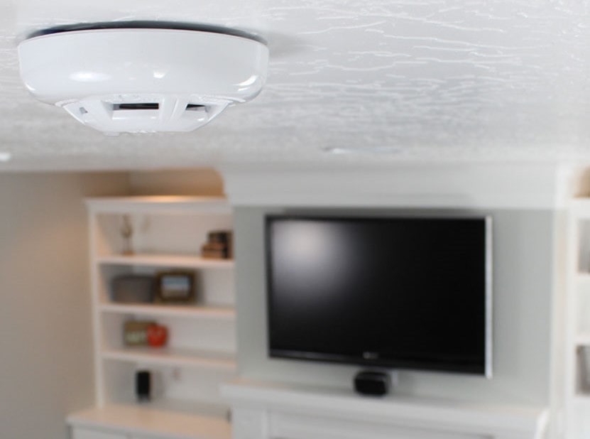 Guardian Protection carbon monoxide detector on ceiling 